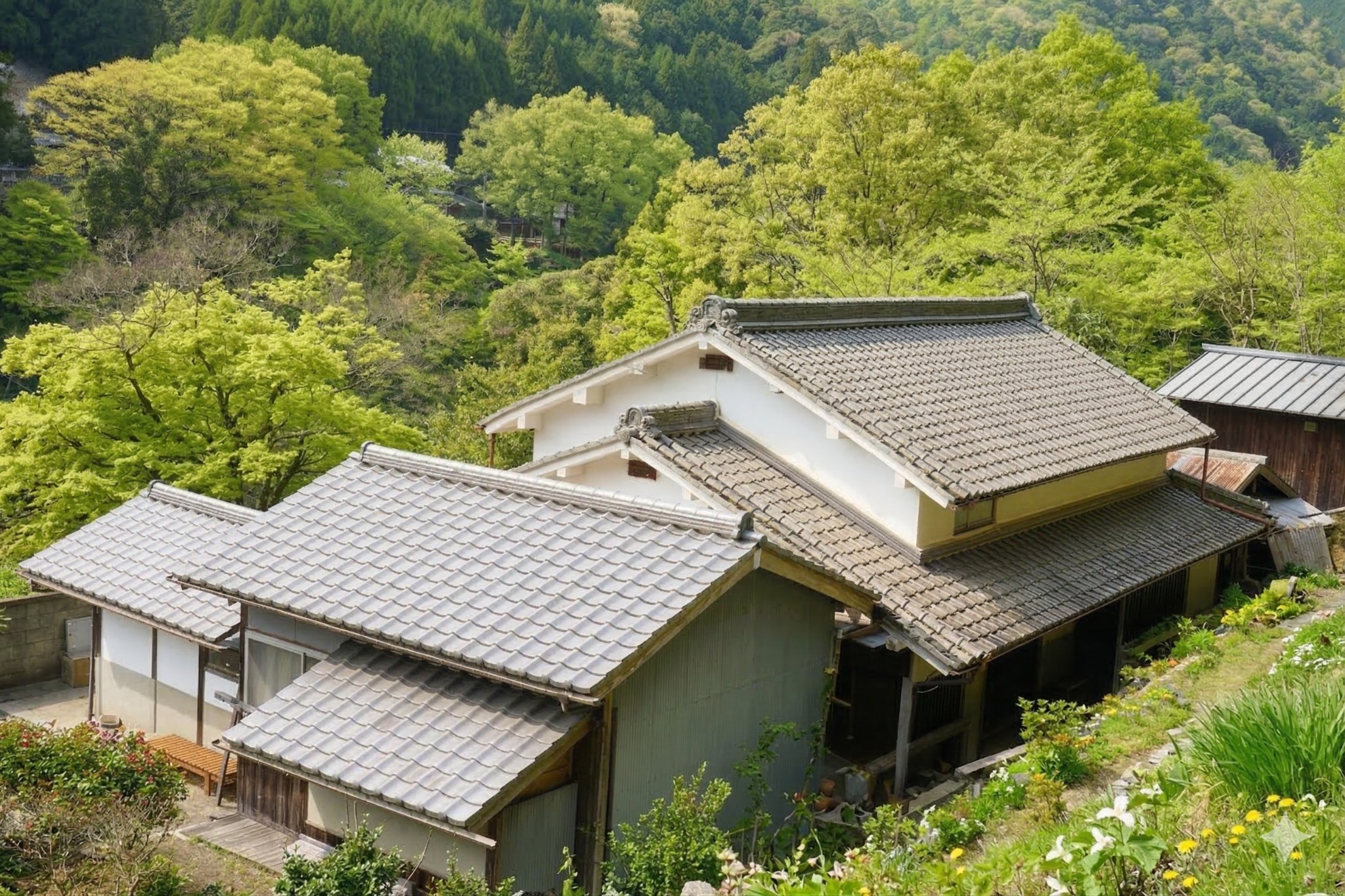 新緑の吉野に佇む一棟貸し古民家